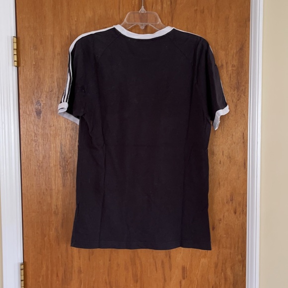 Men’s Adidas black and white Tshirt - Picture 5 of 5